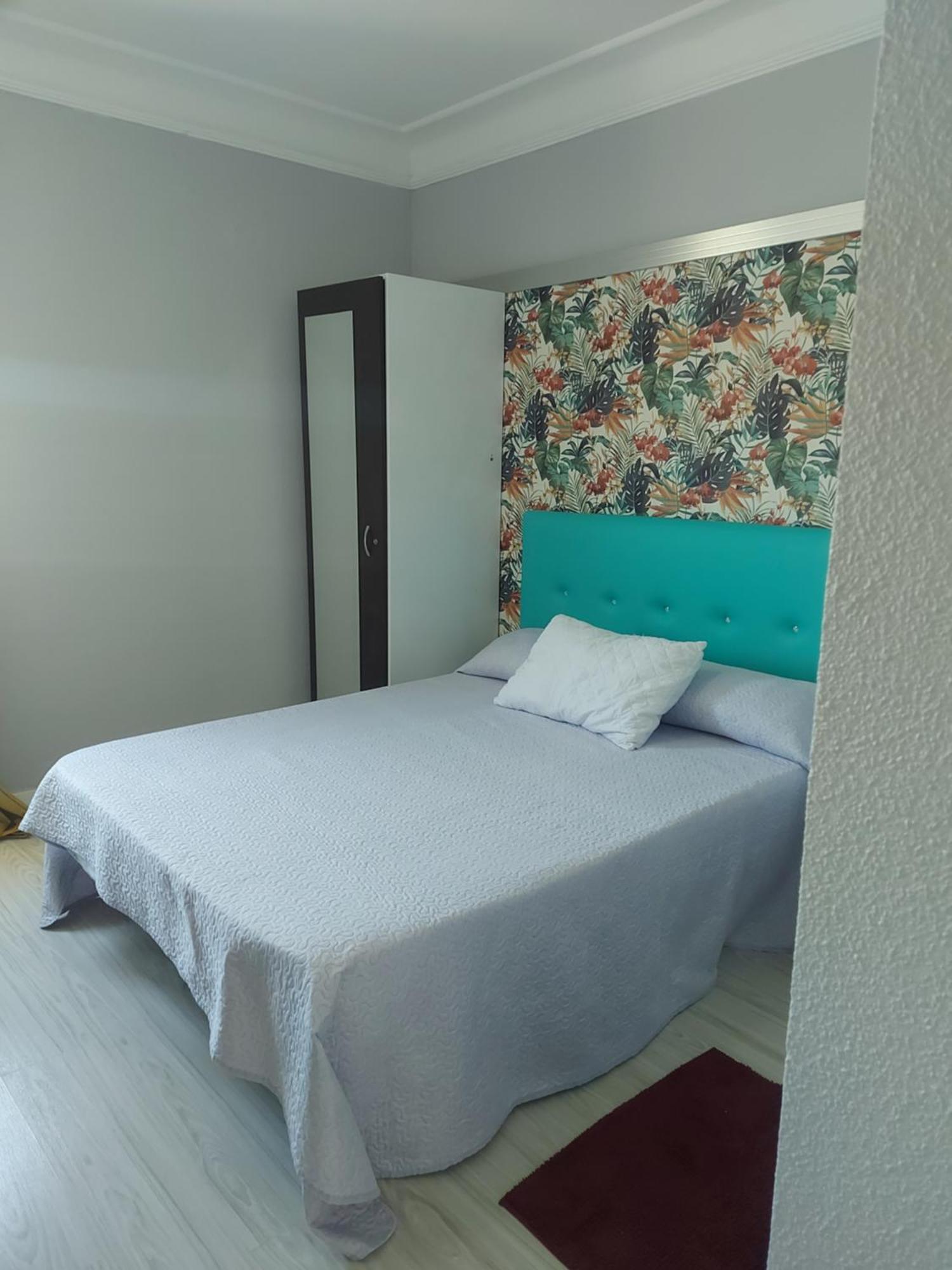Hostal Fuente Del Pino フミーリャ エクステリア 写真